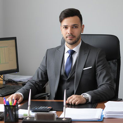 محسن نیک نفس
